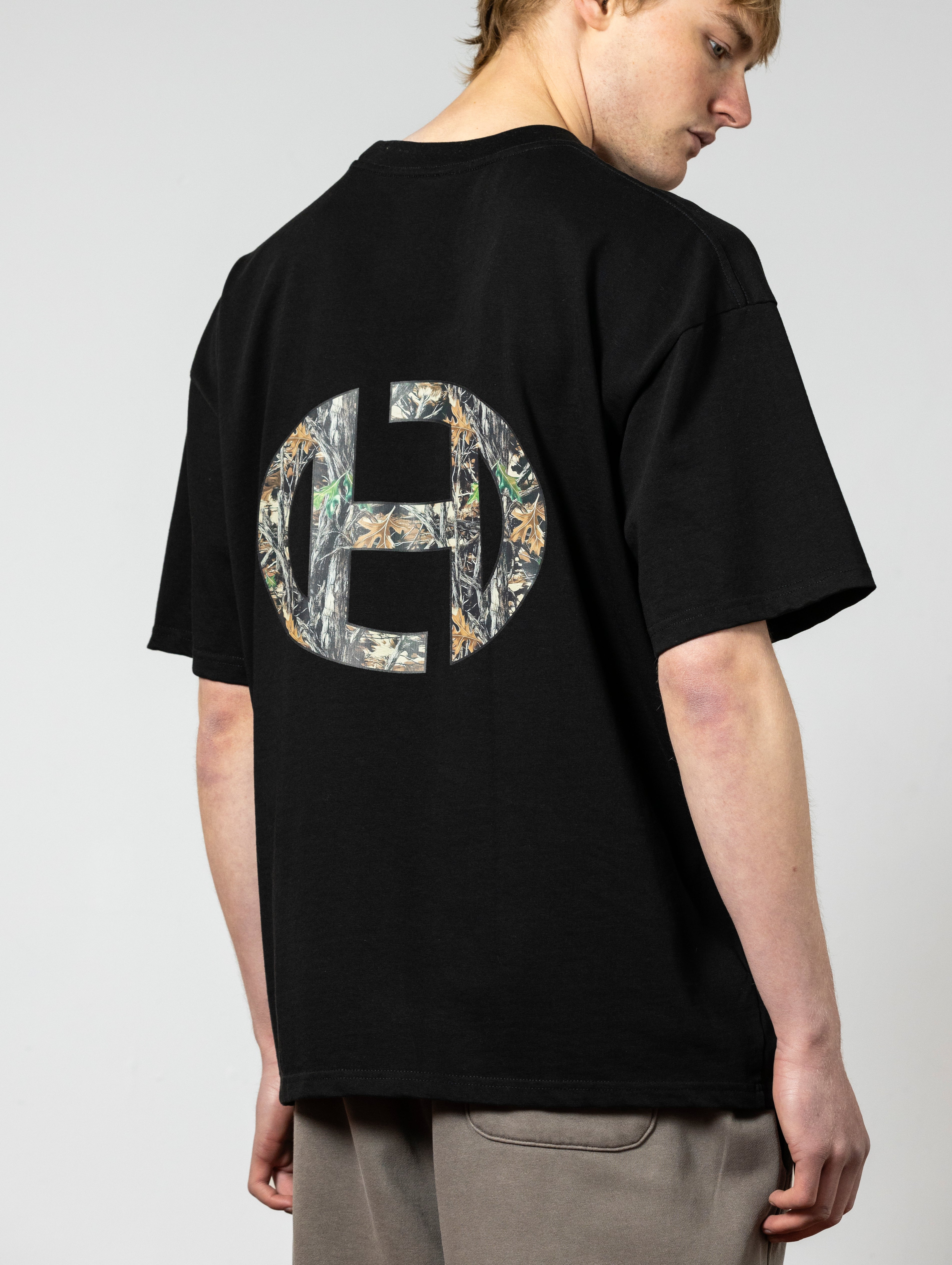 Woodlands Real tree camo T-shirt Black-Oversized fit