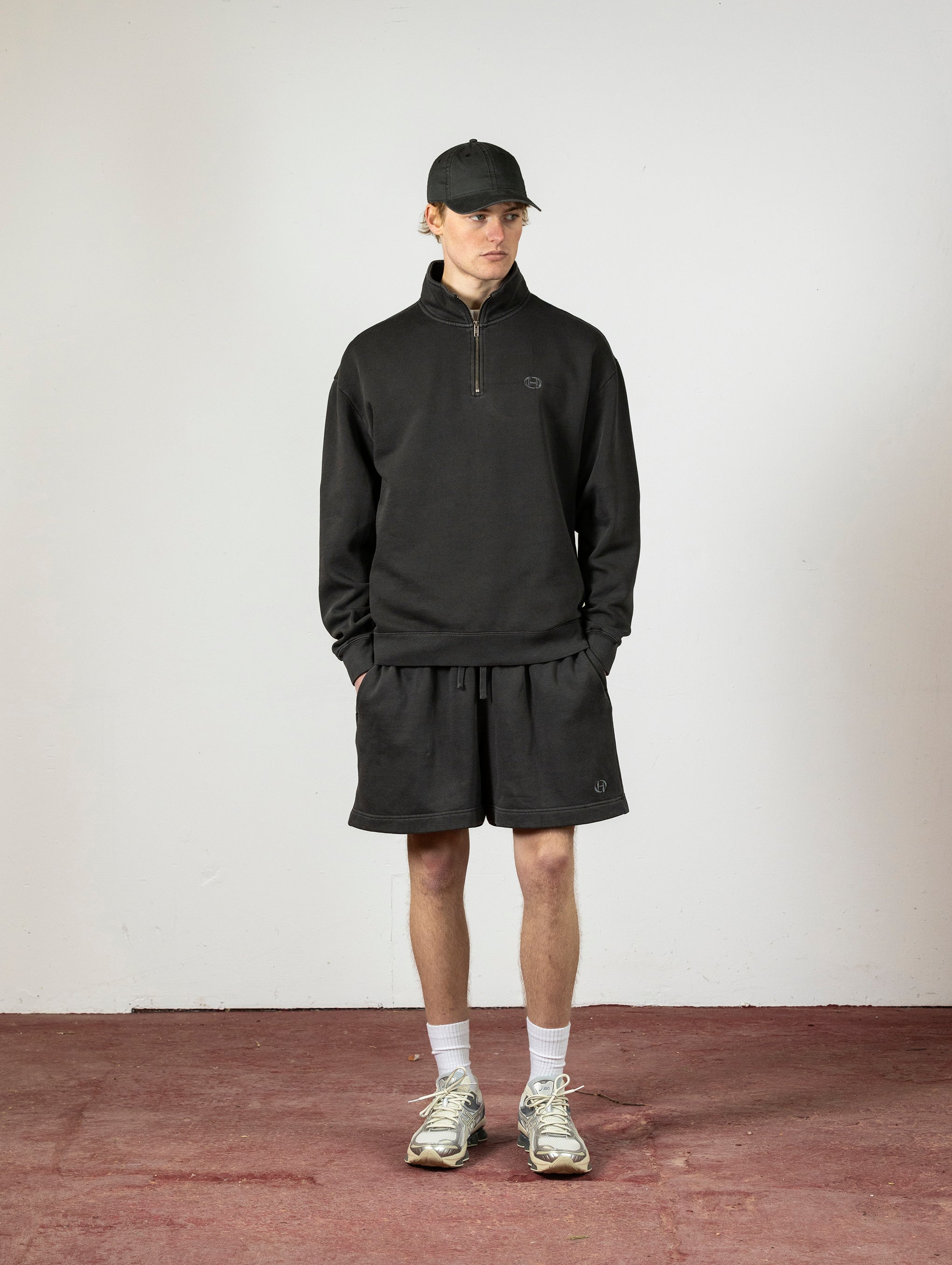 Mugdock short -Black Vintage