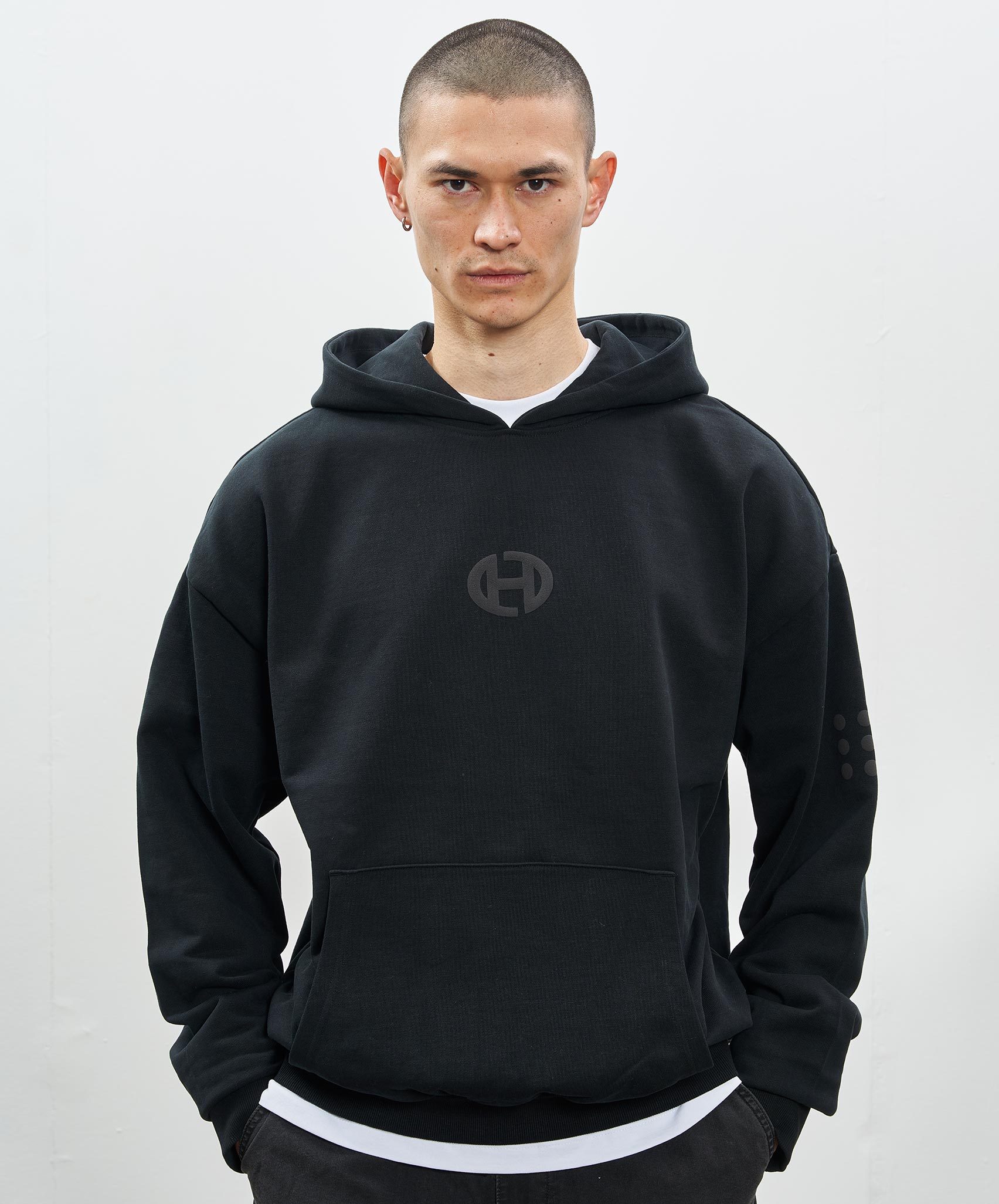 Hidden Hideout Oval Heavyweight Hoodie in Black