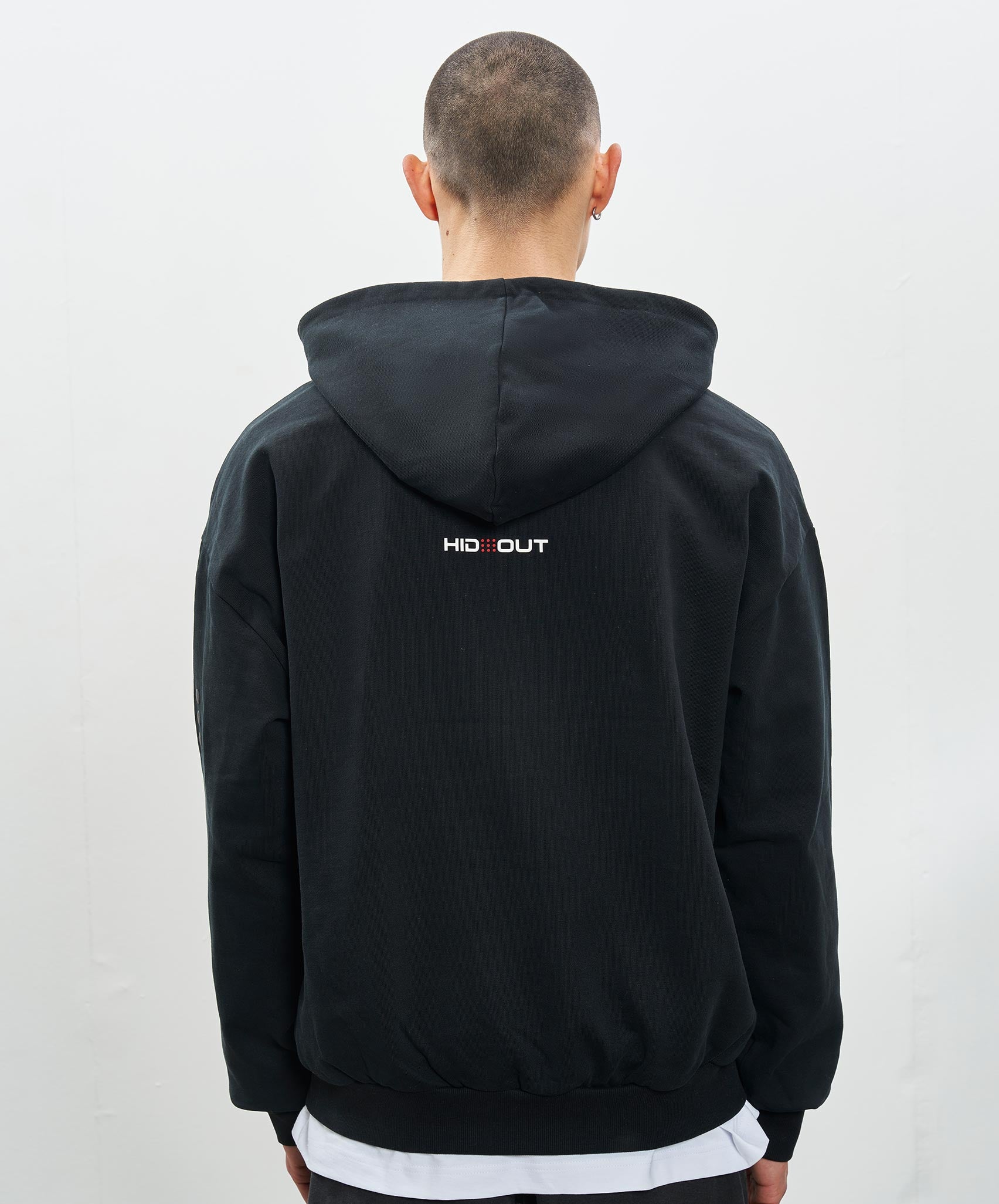 OVAL HEAVYWEIGHT HOODIE - BLACK