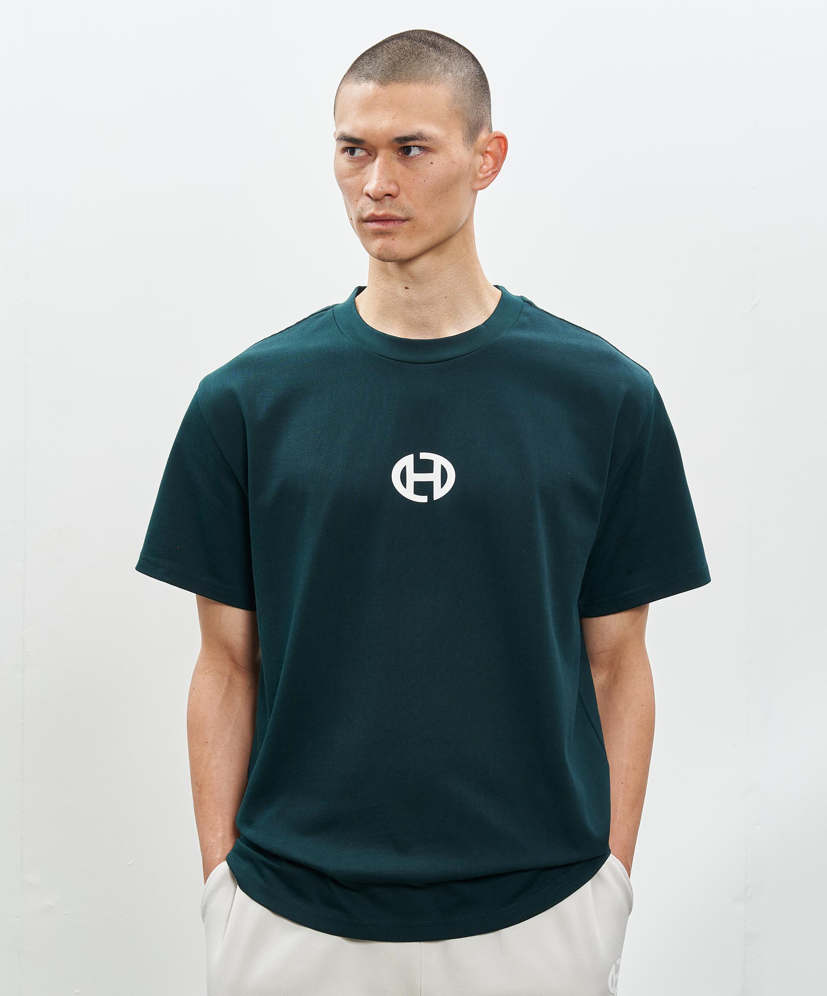 Hidden Hideout Oval Heavyweight Tee in Evergreen