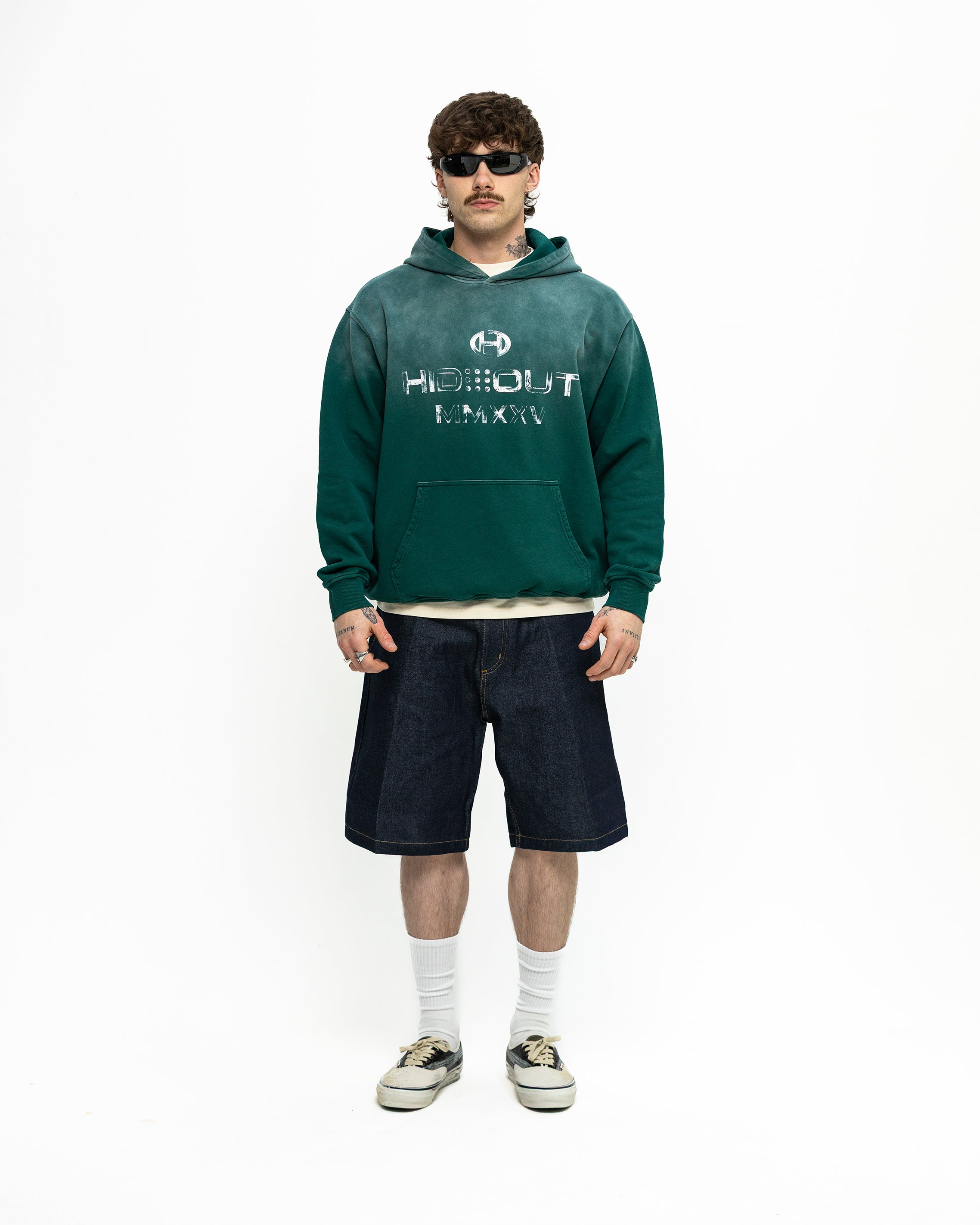 Hidden Hideout HENDRIX HOODIE-PINE GREEN SUN FADE