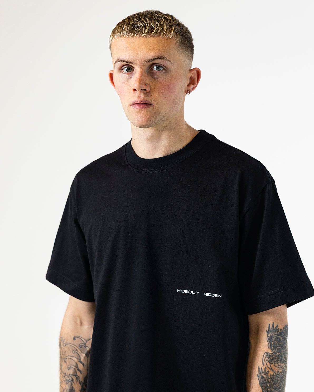 SINGER TEE -BLK/OFF WHITE - BOXY FIT
