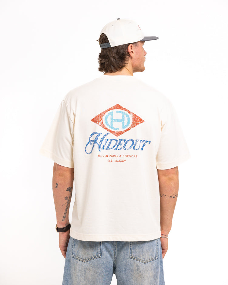 SERVICES T-SHIRT -NATURAL/DUSTY RED